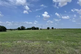 35 Ih, Jarrell, TX 76537 - Photo 21