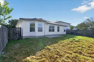 12813 Ring Dr, Manor, TX 78653 - Photo 37