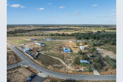 150 Azalea Corner, Dale, TX 78616 - Photo 9