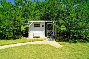 152 Round Up Dr, Liberty Hill, TX 78642 - Photo 17