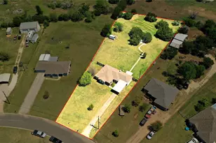 152 Round Up Dr, Liberty Hill, TX 78642 - Photo 3