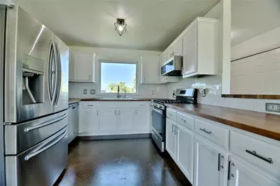 152 Round Up Drive, Liberty Hill, TX 78642 - Photo 3
