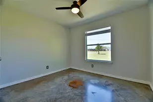 152 Round Up Dr, Liberty Hill, TX 78642 - Photo 9
