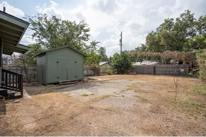 2703 E Cesar Chavez Street, Austin, TX 78702 - Photo 21