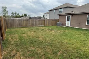 117 Allington Cir, Jarrell, TX 76537 - Photo 7
