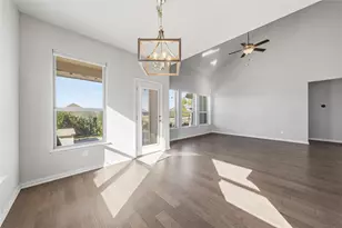 134 Finley St, Hutto, TX 78634 - Photo 7