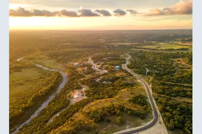1853 Paradise Parkway, Canyon Lake, TX 78133 - Photo 11