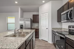 100 Rain Drop Rd, Jarrell, TX 76537 - Photo 5