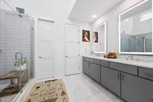 1002 Concordia Ave, Austin, TX 78705 - Photo 13
