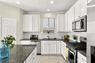 329 Bonnet Boulevard, Georgetown, TX 78628 - Photo 9