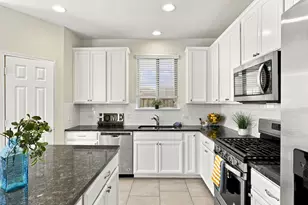 329 Bonnet Blvd, Georgetown, TX 78628 - Photo 9