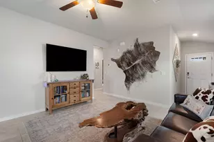 13109 Brave Tenderfoot Trl, Buda, TX 78610 - Photo 11