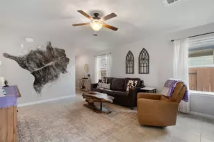 13109 Brave Tenderfoot Trl, Buda, TX 78610 - Photo 7