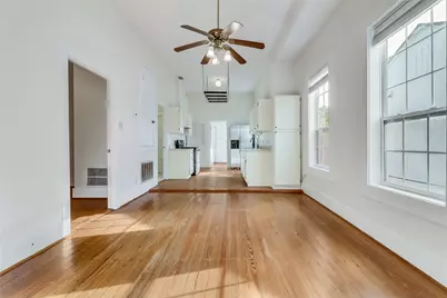 609 W 35th Street, Austin, TX 78705 - Photo 5