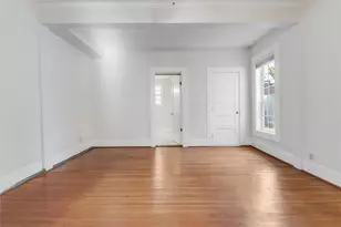 609 W 35th St, Austin, TX 78705 - Photo 13