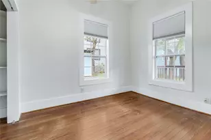 609 W 35th St, Austin, TX 78705 - Photo 21
