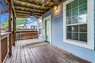 609 W 35th St, Austin, TX 78705 - Photo 19
