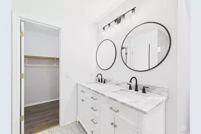 6733 Sabrina Drive, Austin, TX 78747 - Photo 9