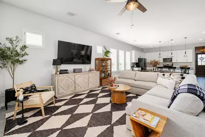 7912 Catbird Lane, Austin, TX 78744 - Photo 3