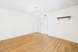 910 Duncan Ln, Austin, TX 78705 - Photo 7