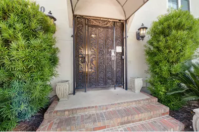 910 Duncan Lane #26, Austin, TX 78705 - Photo 3