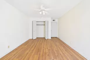 910 Duncan Ln, Austin, TX 78705 - Photo 25