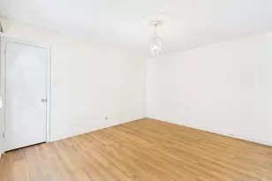 910 Duncan Ln, Austin, TX 78705 - Photo 9