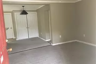 1100 Chihuahua St, Lockhart, TX 78644 - Photo 3