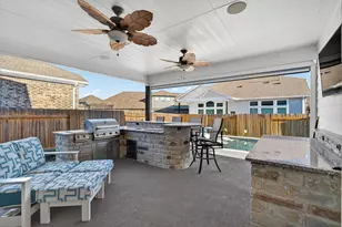 157 Firethorn Dr, Buda, TX 78610 - Photo 3