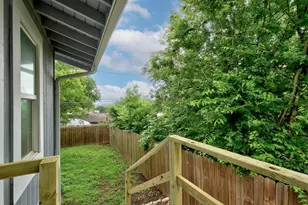 6301 Arnold Dr, Austin, TX 78723 - Photo 25