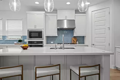 7913 Edmondson Bend, Austin, TX 78744 - Photo 5