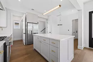 1410 Perez St, Austin, TX 78721 - Photo 5