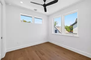 1410 Perez St, Austin, TX 78721 - Photo 21