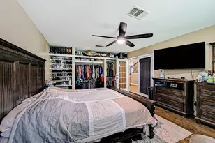 104 N Sumac Ln, Georgetown, TX 78633 - Photo 9