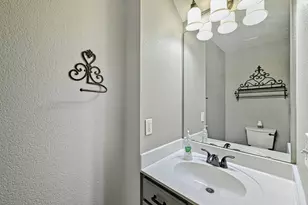 104 N Sumac Ln, Georgetown, TX 78633 - Photo 23