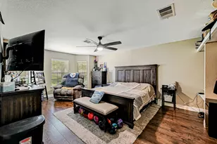 104 N Sumac Ln, Georgetown, TX 78633 - Photo 7