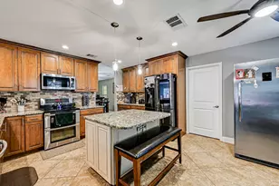 104 N Sumac Ln, Georgetown, TX 78633 - Photo 13