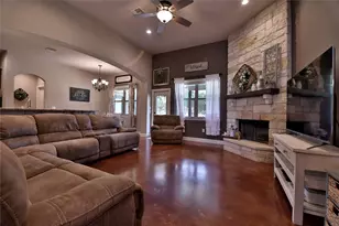 220 Angela Dr, Liberty Hill, TX 78642 - Photo 27