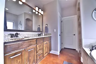 220 Angela Dr, Liberty Hill, TX 78642 - Photo 33
