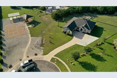 220 Angela Drive, Liberty Hill, TX 78642 - Photo 19