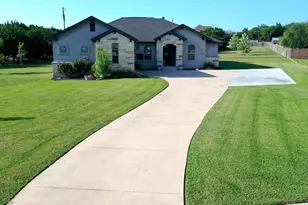 220 Angela Dr, Liberty Hill, TX 78642 - Photo 39