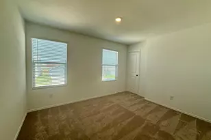 128 Ghost Stories Wy, Hutto, TX 78634 - Photo 27