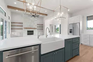 209 Burnet Oaks Dr, Burnet, TX 78611 - Photo 11