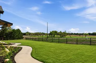 209 Burnet Oaks Dr, Burnet, TX 78611 - Photo 3