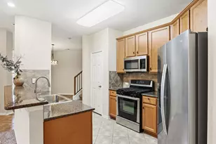1310 W Parmer Ln, Austin, TX 78727 - Photo 11