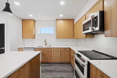 8610 Grandview Drive, Jonestown, TX 78645 - Photo 5