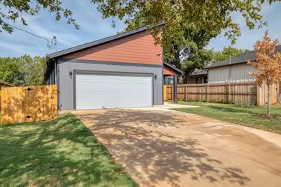 202 Washington Street, Elgin, TX 78621 - Photo 3