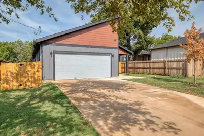 202 Washington Street, Elgin, TX 78621 - Photo 3