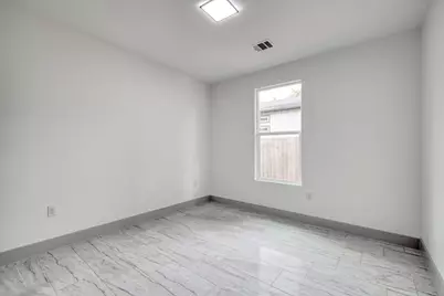 202 Washington Street, Elgin, TX 78621 - Photo 21