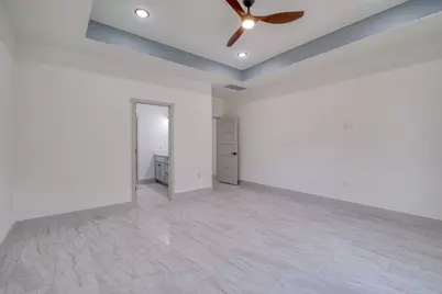 202 Washington Street, Elgin, TX 78621 - Photo 13